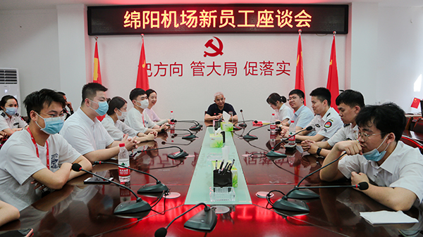 “助力鄉(xiāng)村振興，踐行艱苦奮斗” 將新員工黨性教育活動搬到對口幫扶村4.jpg